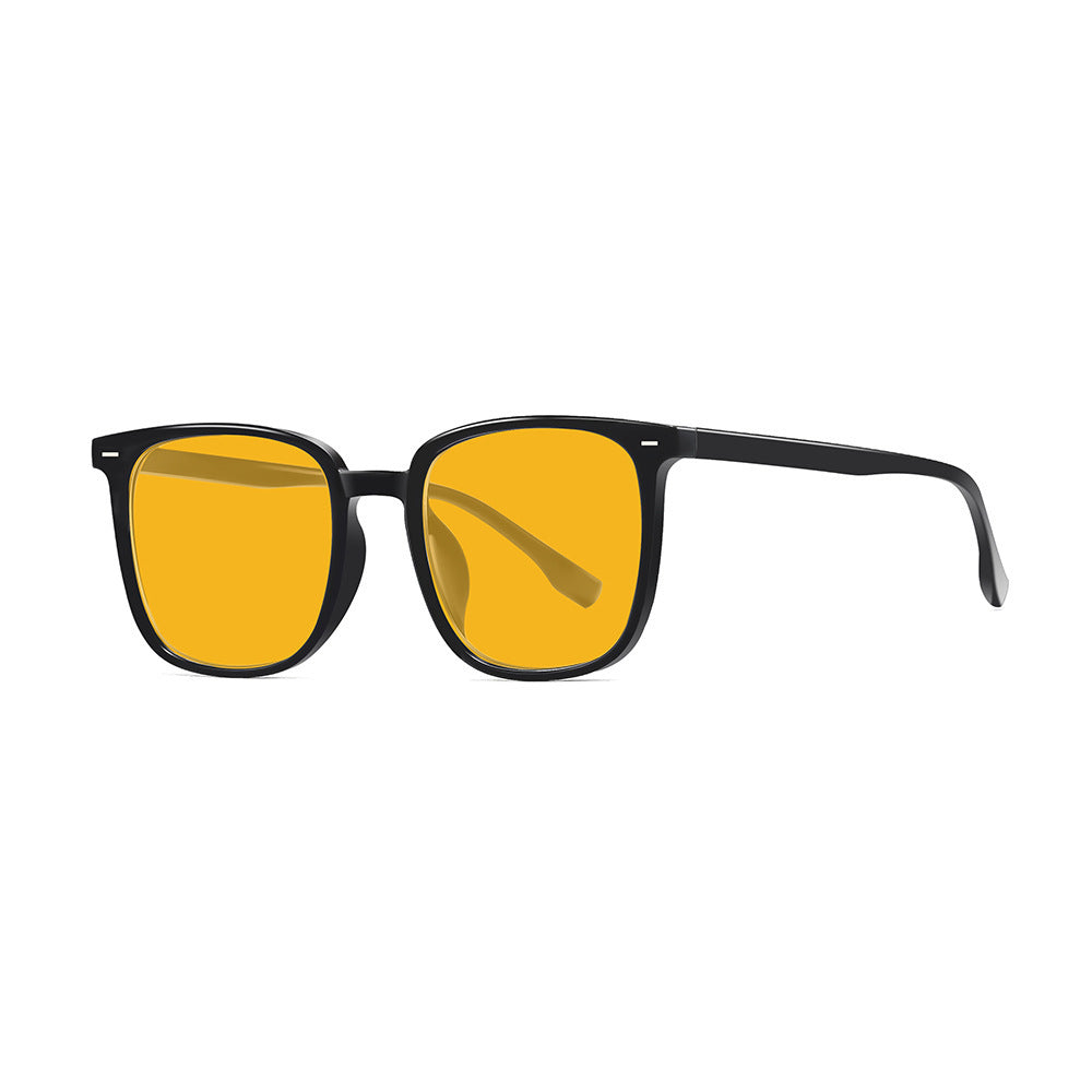 Women's sunglasses in a modern square style with special UV protection lenses Kalsten