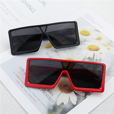 Women's Oversized Sunglasses in Avant-Garde Design Kalsten