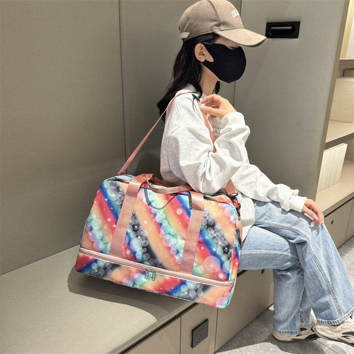 Leisure travel bag with colorful design and multiple compartments Kalsten