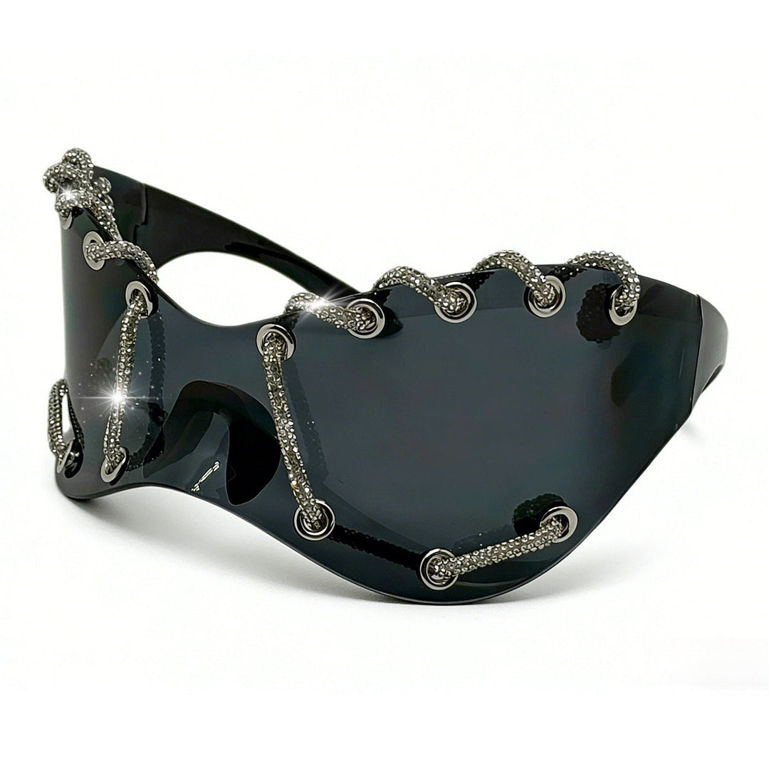 Women extravagant sunglasses with unique chain design Kalsten