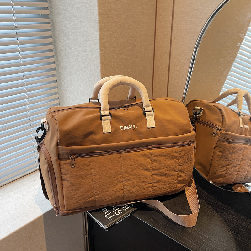 Shoulder bag with insulated compartments and sturdy design Kalsten