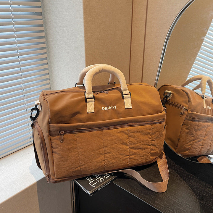 Shoulder bag with insulated compartments and sturdy design Kalsten