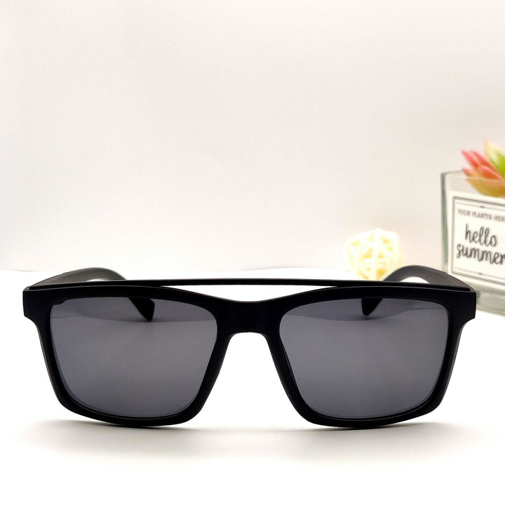 Men's trendy sunglasses with ergonomic frame and polarized lenses Kalsten