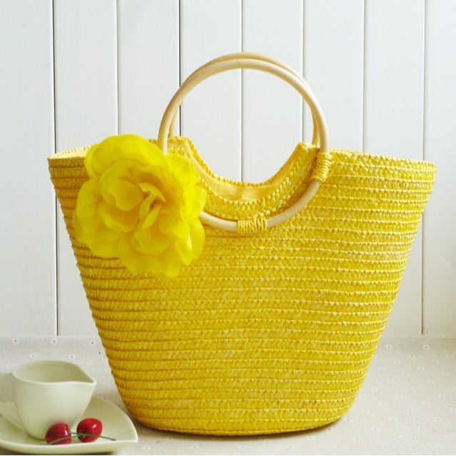 Elegant Bast bag with floral accents Kalsten
