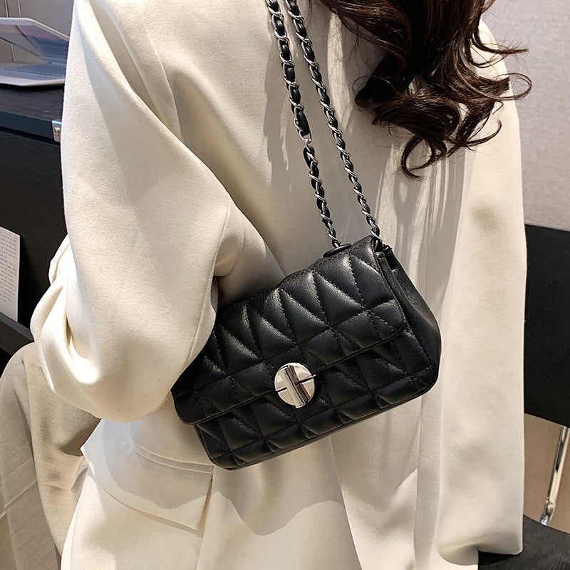 Quilted Chain Crossbody Bag Kalsten