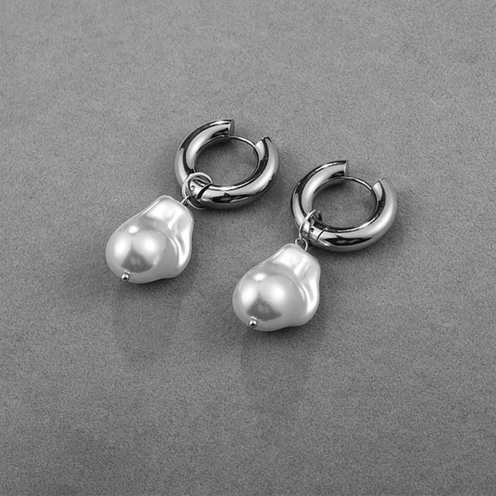 Fashionable earrings with double pearls Kalsten