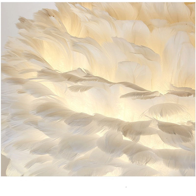 Feather Table Lamp | Kalsten