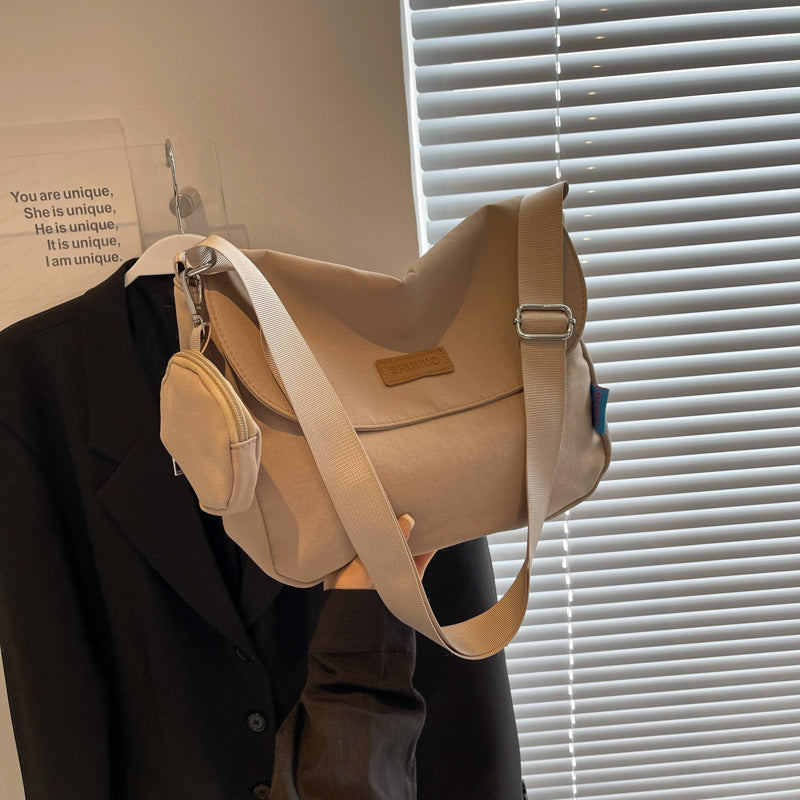 Everyday-friendly shoulder bag Kalsten
