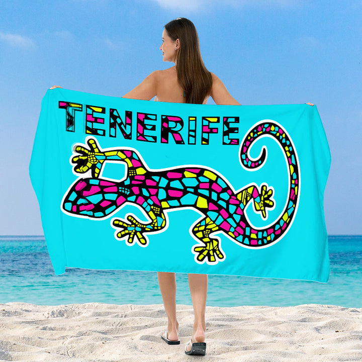 Beach towel with vibrant, colorful animal motif Kalsten