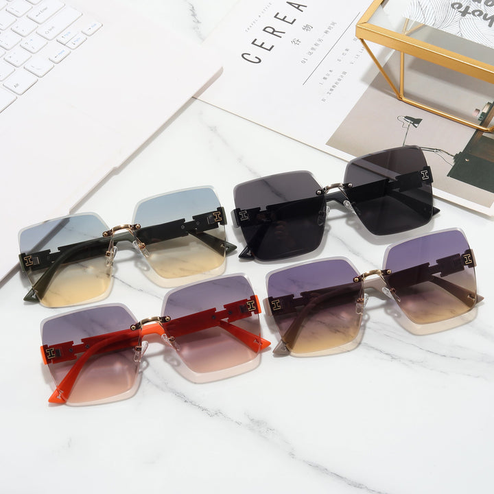 Women's oversized square sunglasses with stylish accents Kalsten