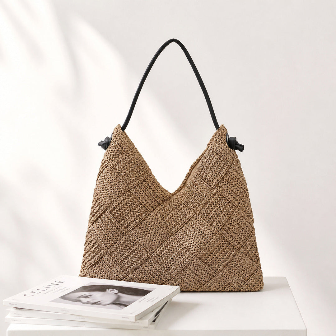 Creative and Sustainable Straw Bag Kalsten