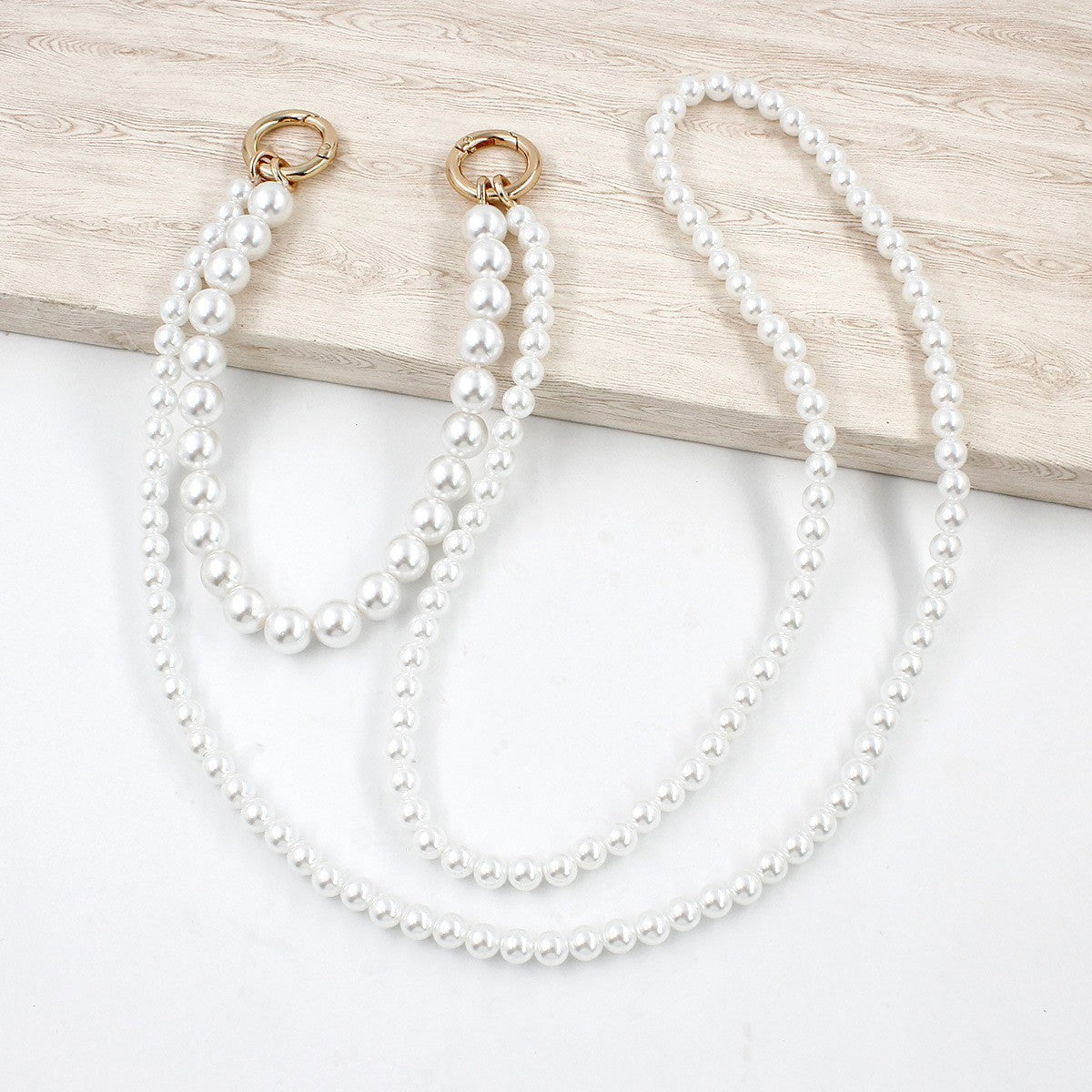 Elegant Pearl and Chain Necklace Acalora