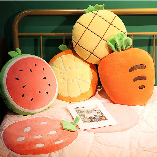 Plush pillow in carrot shape Kalsten