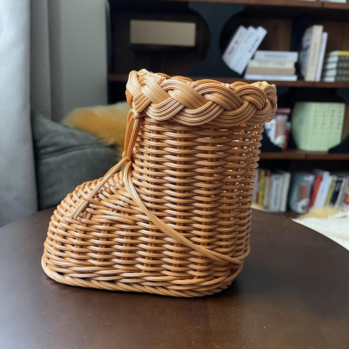 Ladies decorative flower pot in shoe design Kalsten