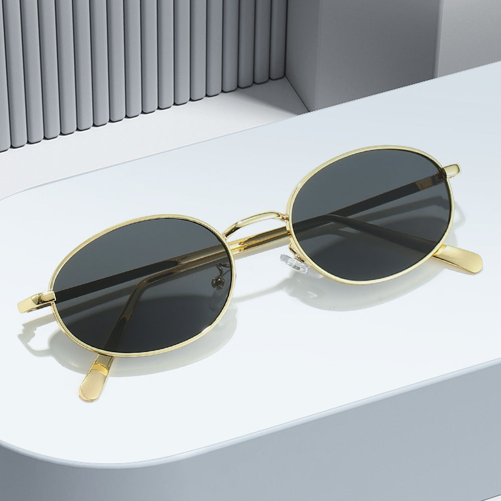 Women's Retro-inspired Sunglasses Kalsten