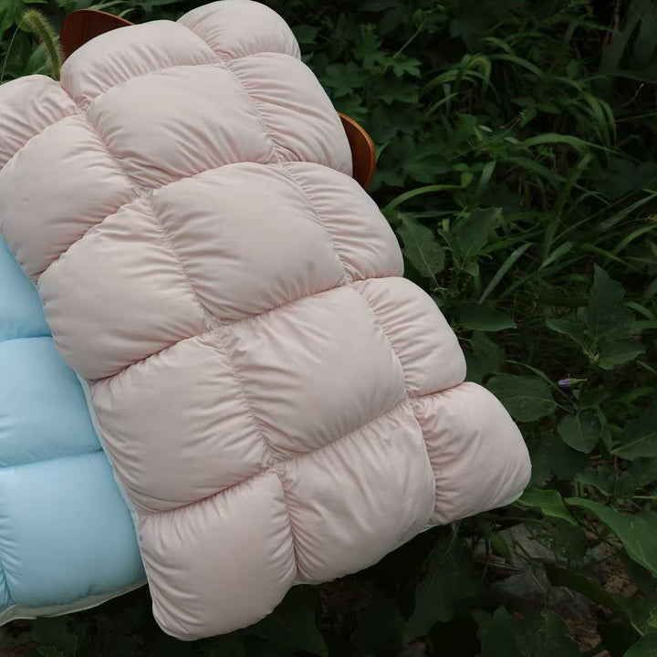 Support pillow with breathable structure Kalsten