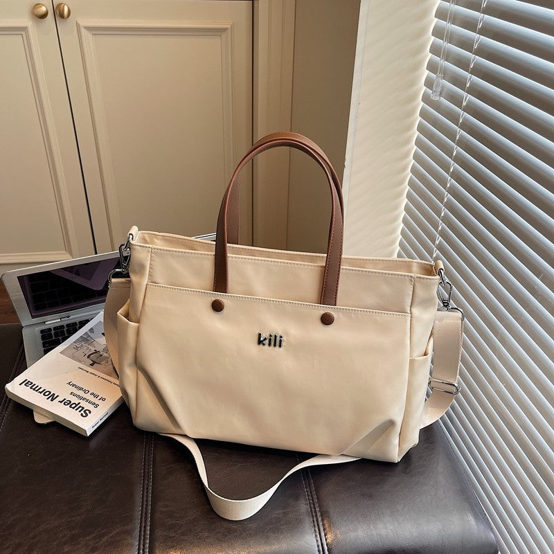 Shopping bag with comfortable carrying system and practical outer pockets Kalsten