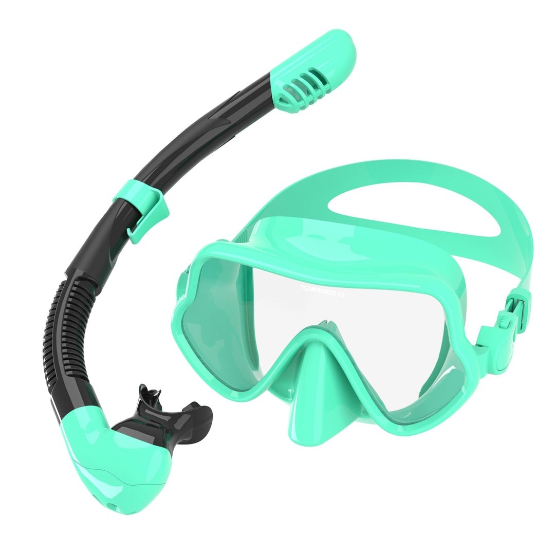 Ergonomic diving mask with flexible breathing tube Kalsten