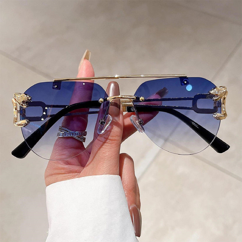 Women's unusual round sunglasses with decorative details Kalsten