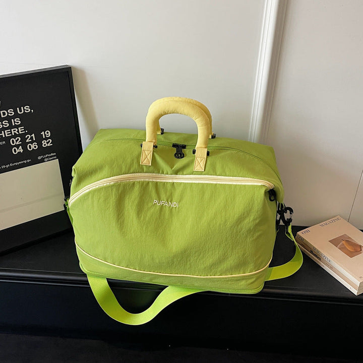 Lightweight Multi-Functional Weekend Duffel
