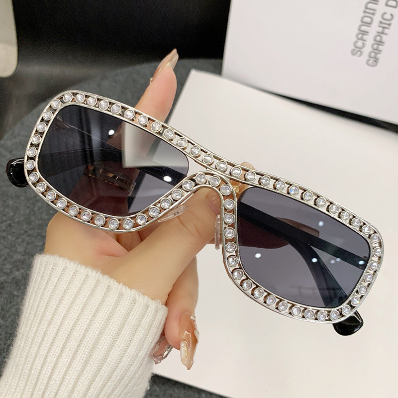 Women's extravagant Cat-Eye sunglasses with golden accents Kalsten