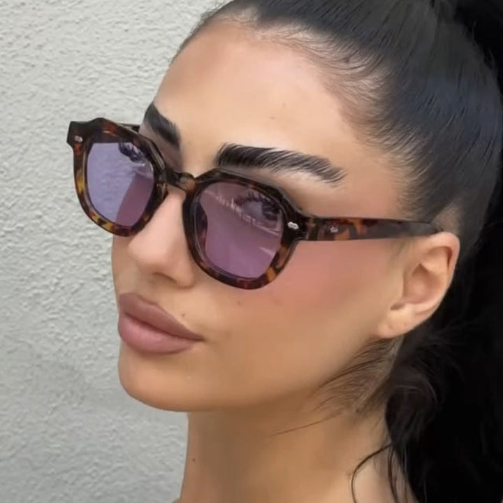 Women's sunglasses in modern design with polarized lenses Kalsten