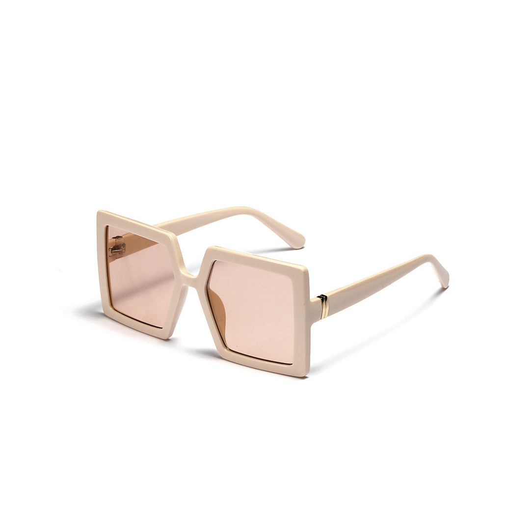Ladies geometric sunglasses with modern, wide frame Kalsten