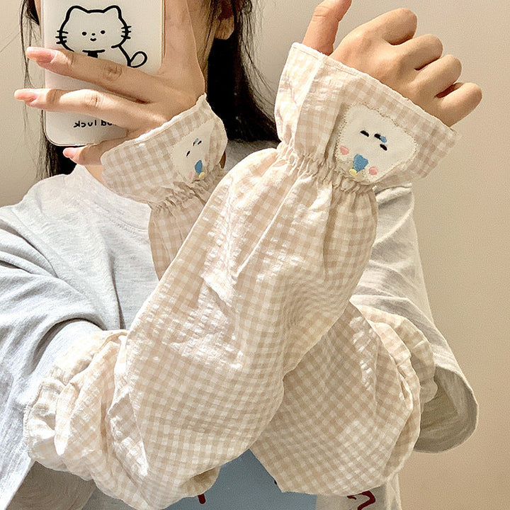 Arm cuffs with sweet dog appliqué design Kalsten