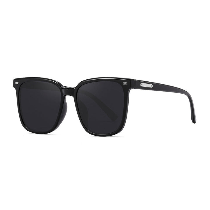 Women's Designer Sunglasses in Casual Stylish Frame Kalsten