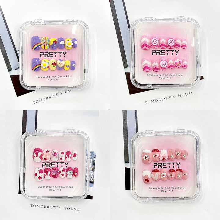 Decorative Press-On Nail Set Kalsten