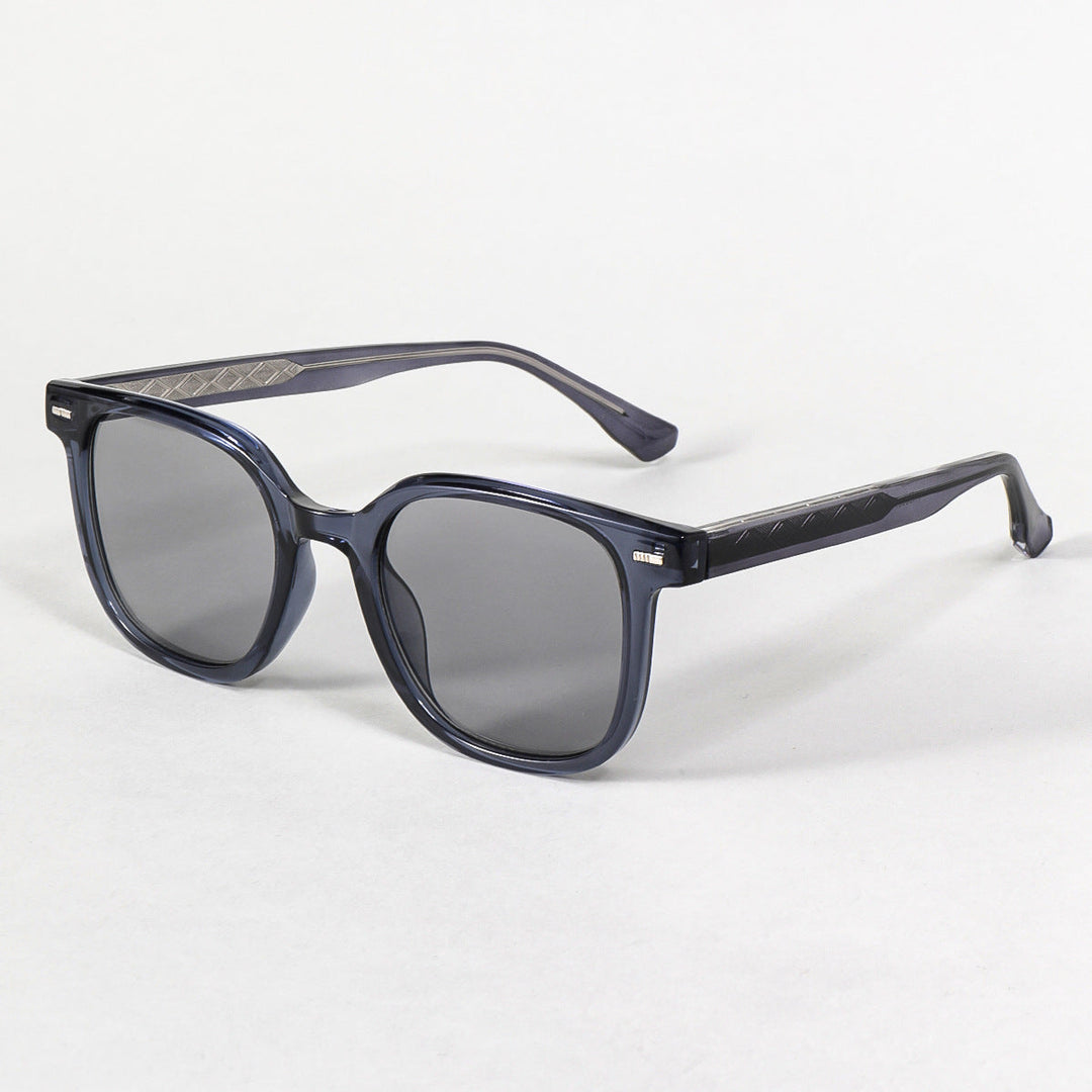 Women’s fashionable sunglasses with distinctive rectangular frame and UV protection Kalsten