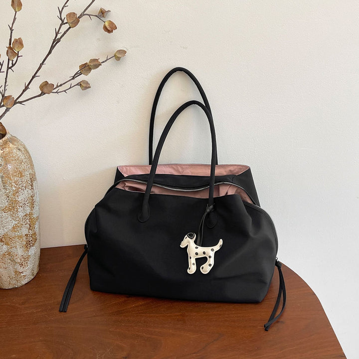 Elegant Handbag with Practical Interior Kalsten