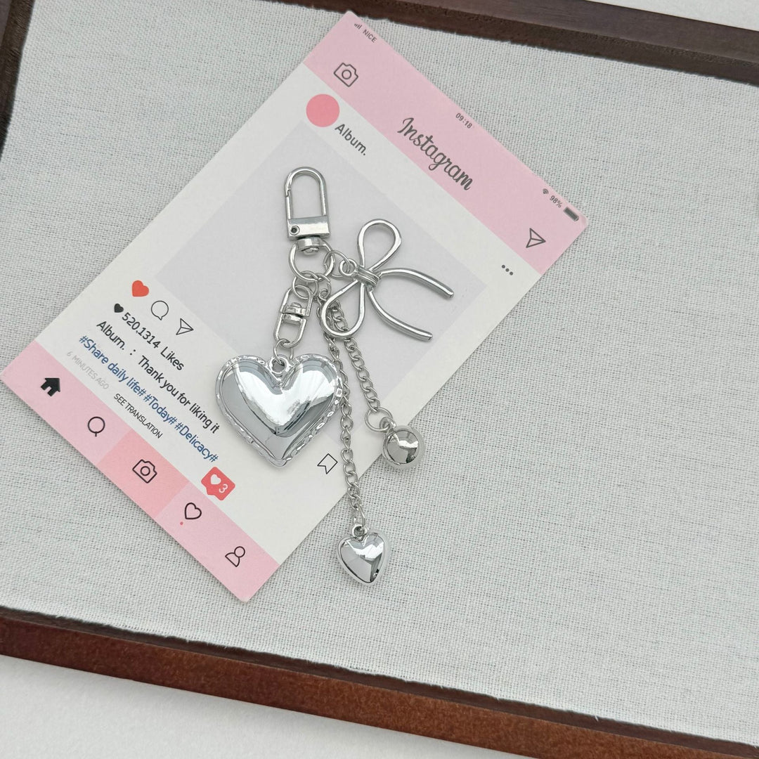 Heart-Shaped Pendant Keychain Kalsten