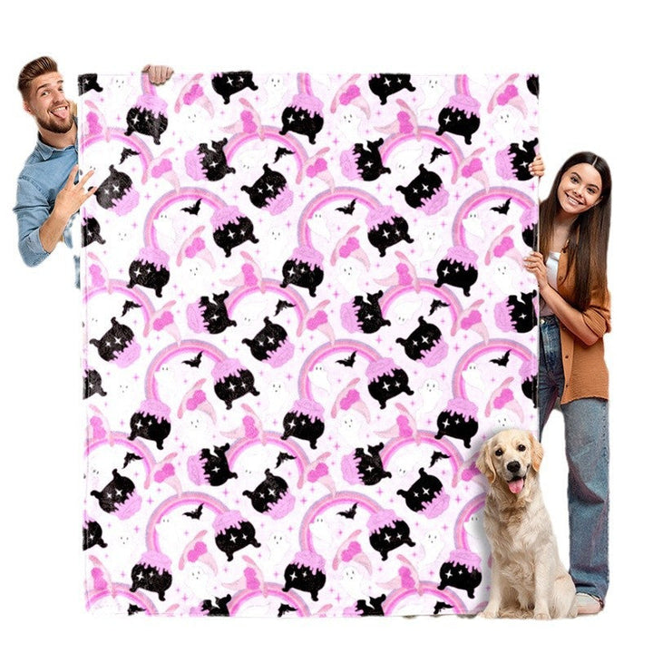Cuddly blanket with playful motifs of cats and rainbows Kalsten