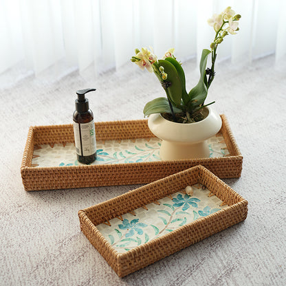 Elegant serving platter made of natural materials Acalora