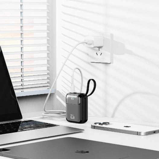 Compact power bank with multifunctional connection and digital charging display Kalsten