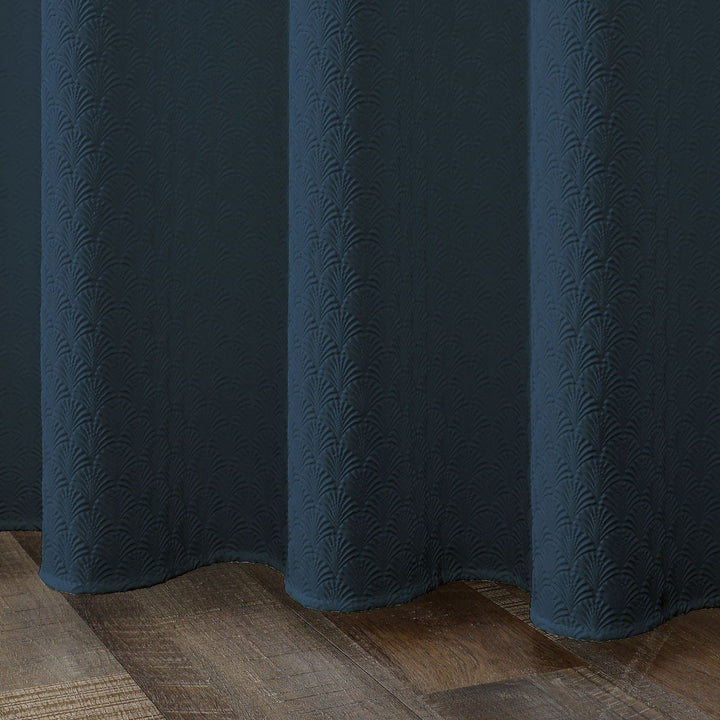Textured Leaf Pattern Shower Curtain Kalsten