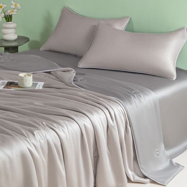 Ladies satin bed linen with stylish design Kalsten