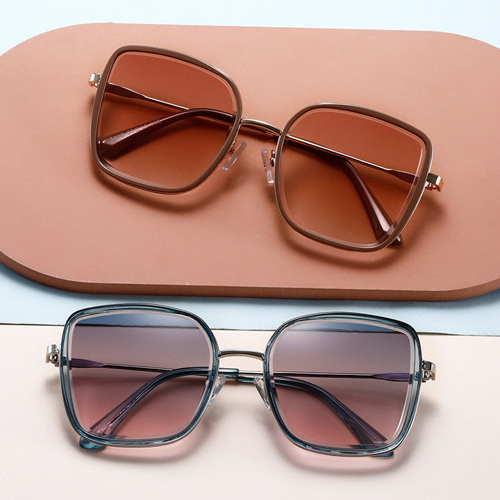 Women's Premium Sunglasses with Square Frame and Mirrored Lenses Kalsten