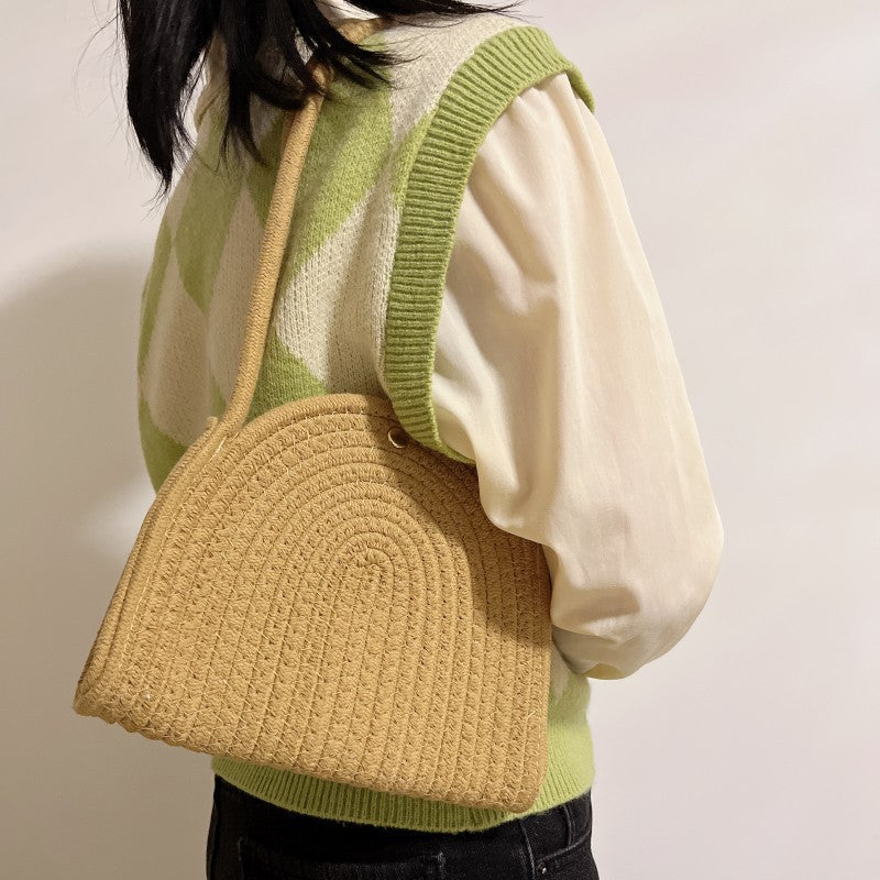 Women's fashionable shoulder bag with ribbed design Kalsten
