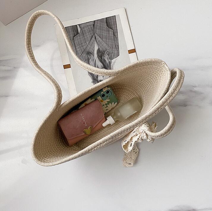 Elegant Bast Handbag with Lace Accent Kalsten