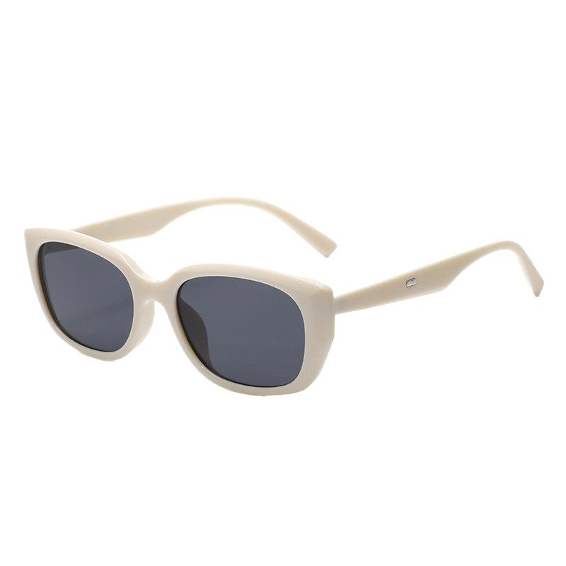Women's sunglasses in a modern, stylish design Kalsten