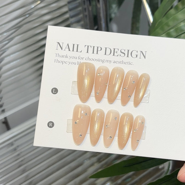 Elegant artificial nails with glitter accents Kalsten
