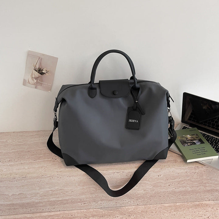 Elegant Travel Bag with Durable Material and Adjustable Shoulder Strap Kalsten