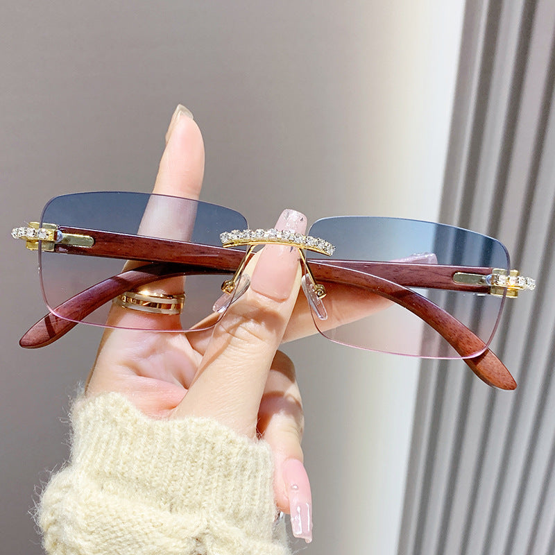 Women's elegant sunglasses with unique frame Kalsten