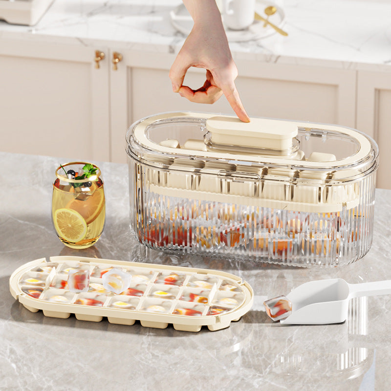 Ladies stackable ice cube tray with practical scoop and airtight lid Kalsten