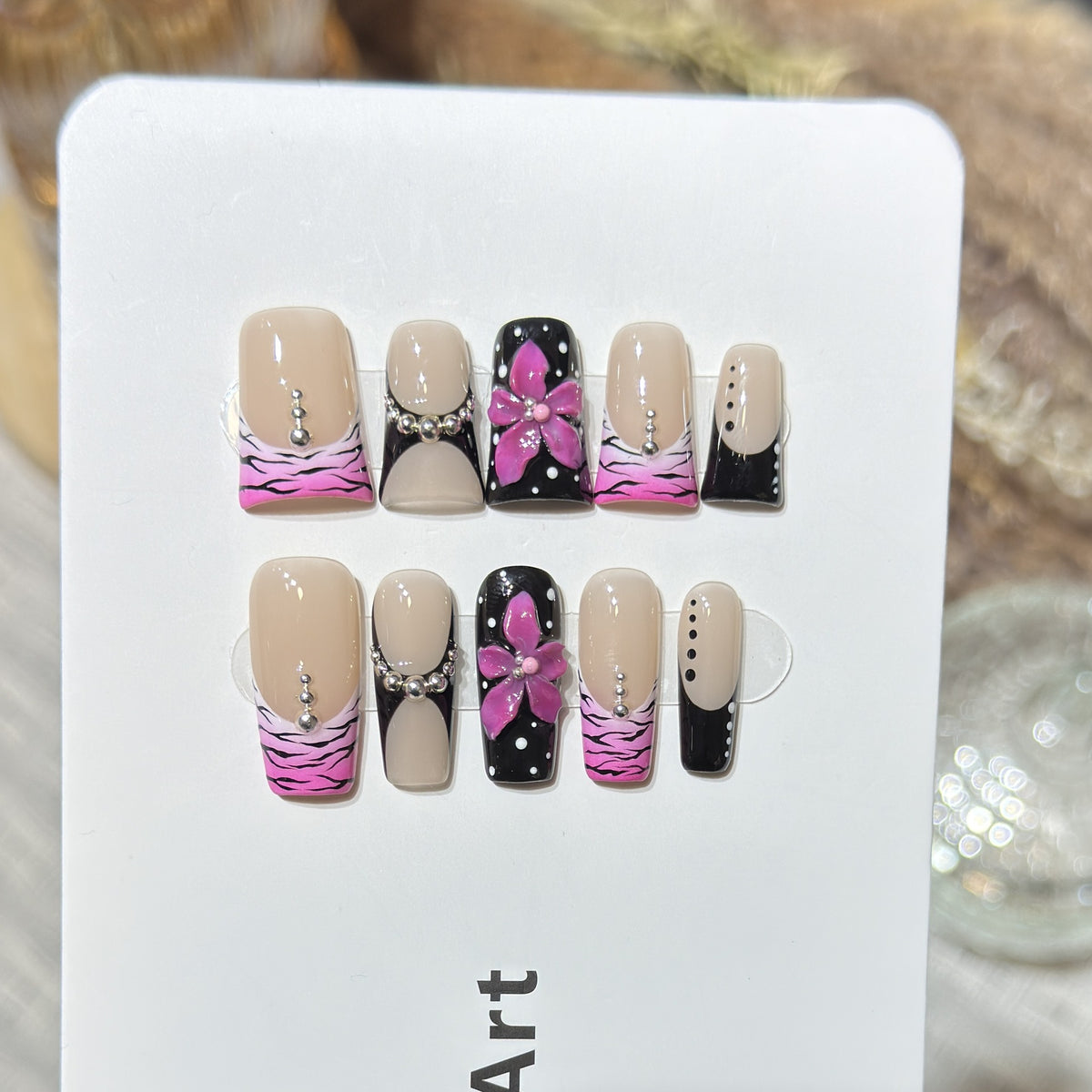Reusable Press-On Nail Set Acalora