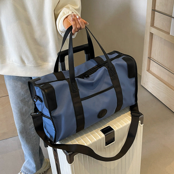 Sporty leisure duffel bag with durable material and adjustable shoulder strap Kalsten