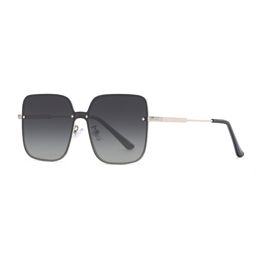 Women's sunglasses in an eccentric square design with a high-quality metal frame Kalsten