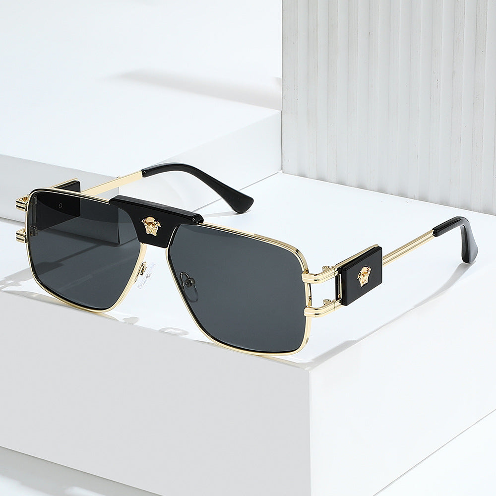 Women's stylish sunglasses with modern, square frame Kalsten